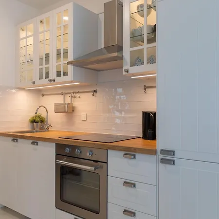 Candela, No 5 Starigrad Paklenica