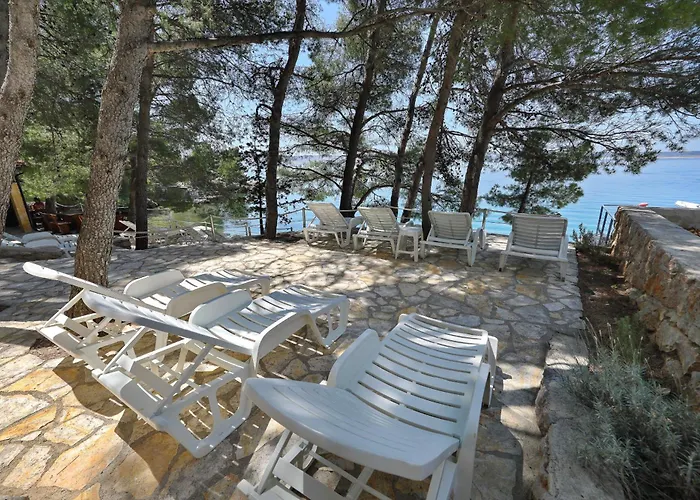 Candela, No 5 Starigrad Paklenica
