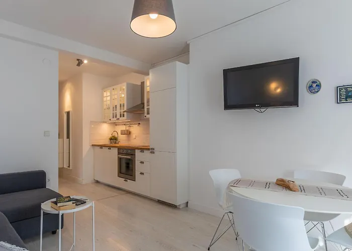 Candela, No 5 Appartement *