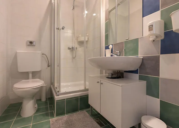 Candela, No 5 * Starigrad Paklenica