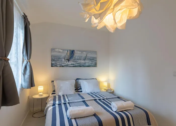Candela, No 5 * Starigrad Paklenica