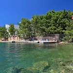Candela, No 5 Διαμέρισμα *