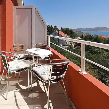 Candela, No 5 Starigrad Paklenica
