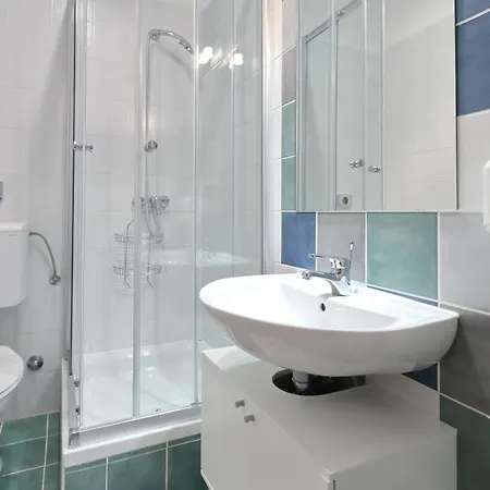 Candela, No 5 Apartment Starigrad Paklenica