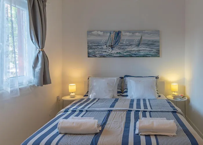 Candela, No 5 * Starigrad Paklenica