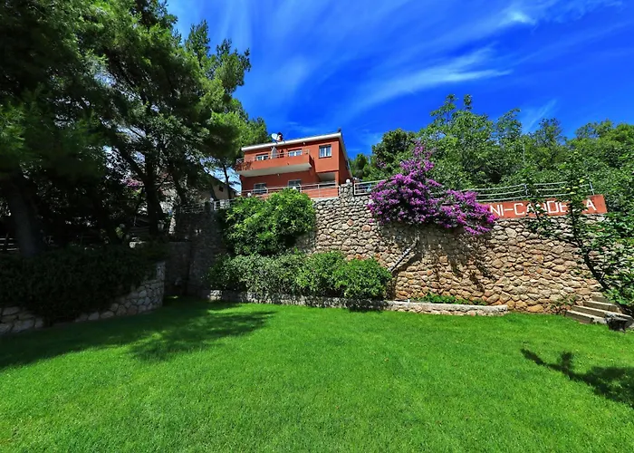 Apartment Candela, No 5 *